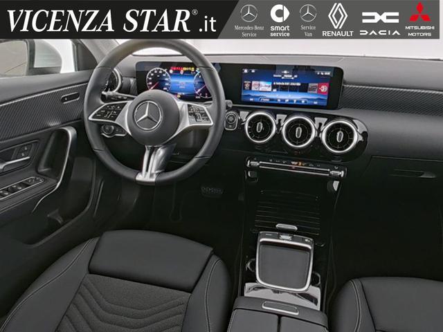 MERCEDES-BENZ A 180 d SPORT AUTOMATIC