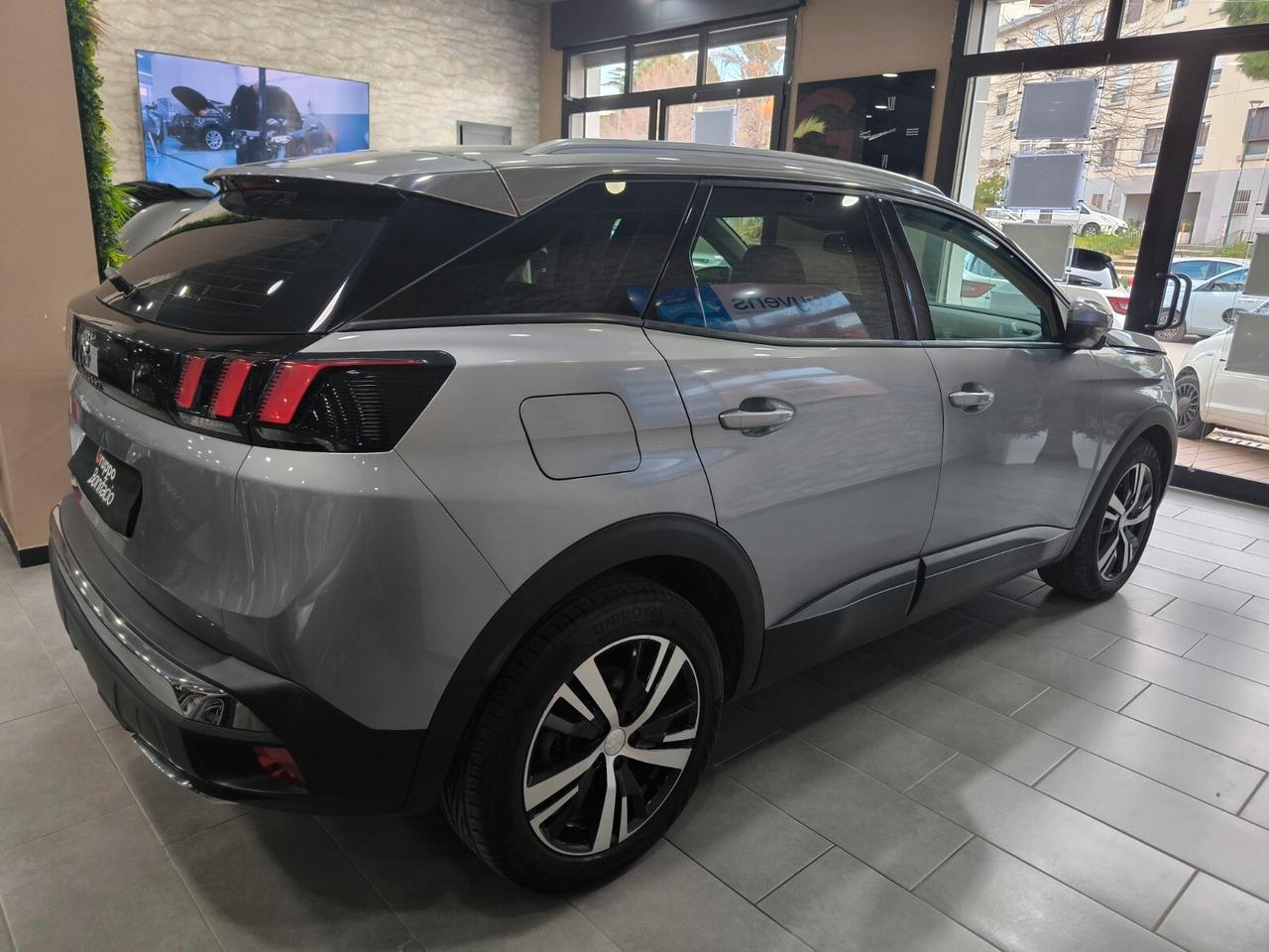 Peugeot 3008 BlueHDi 130 S&S EAT8 Business