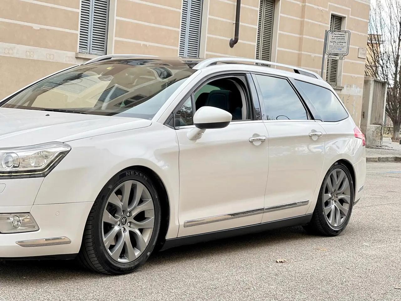 Citroen C5 2.0 HDi 160 aut. Executive Tourer