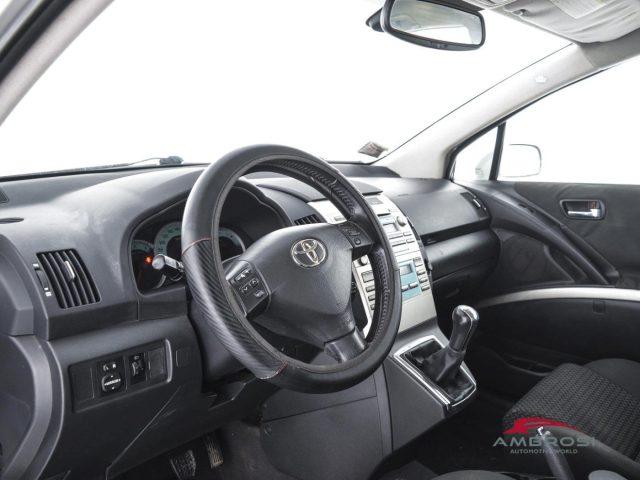 TOYOTA Corolla Verso 2,2 16V D-4D MY'08 - PER OPERATORI DEL SETTO