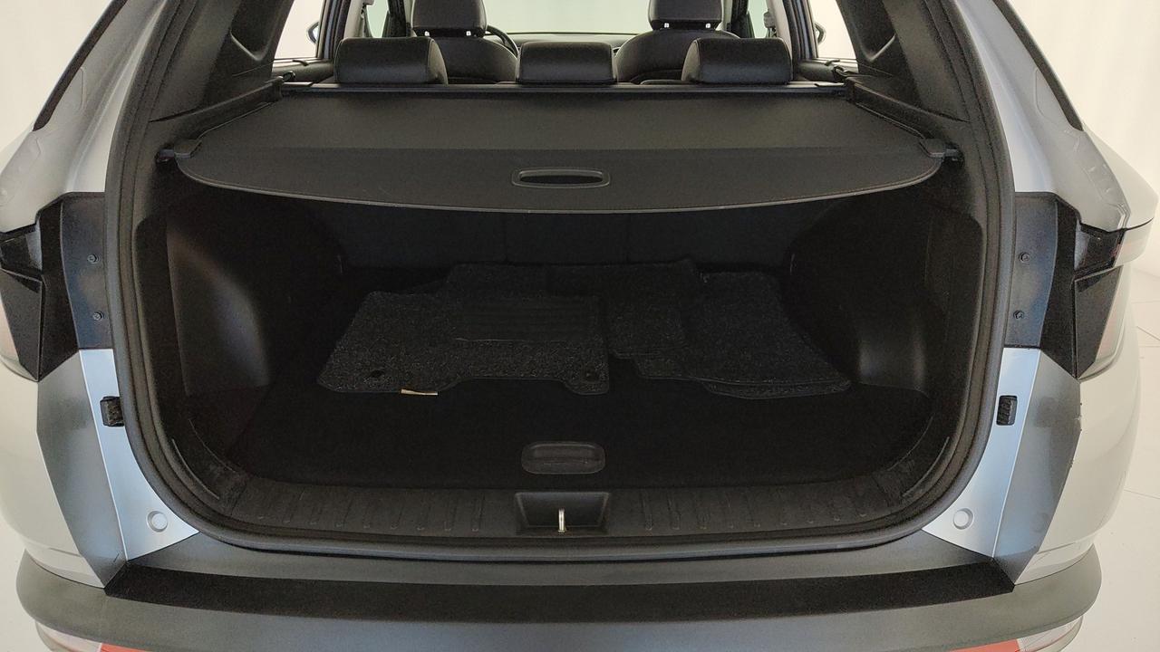 HYUNDAI 1.6 PHEV XLINE 4WD Auto