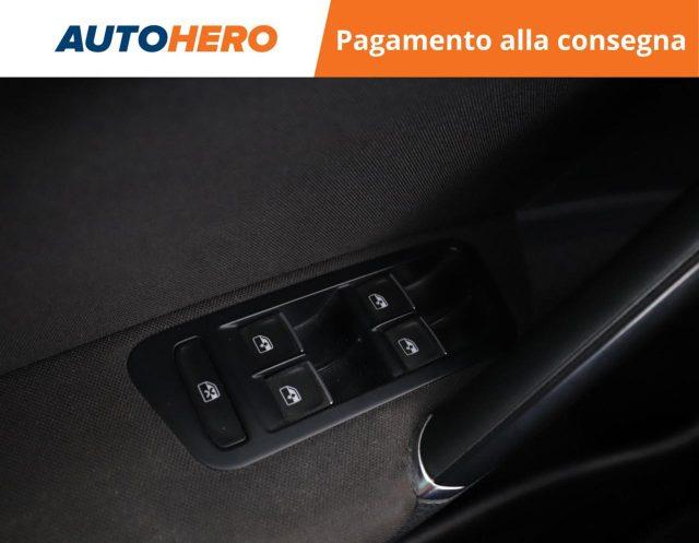 VOLKSWAGEN Golf 1.6 TDI 110 CV DSG 5p. Highline BlueMotion Technol