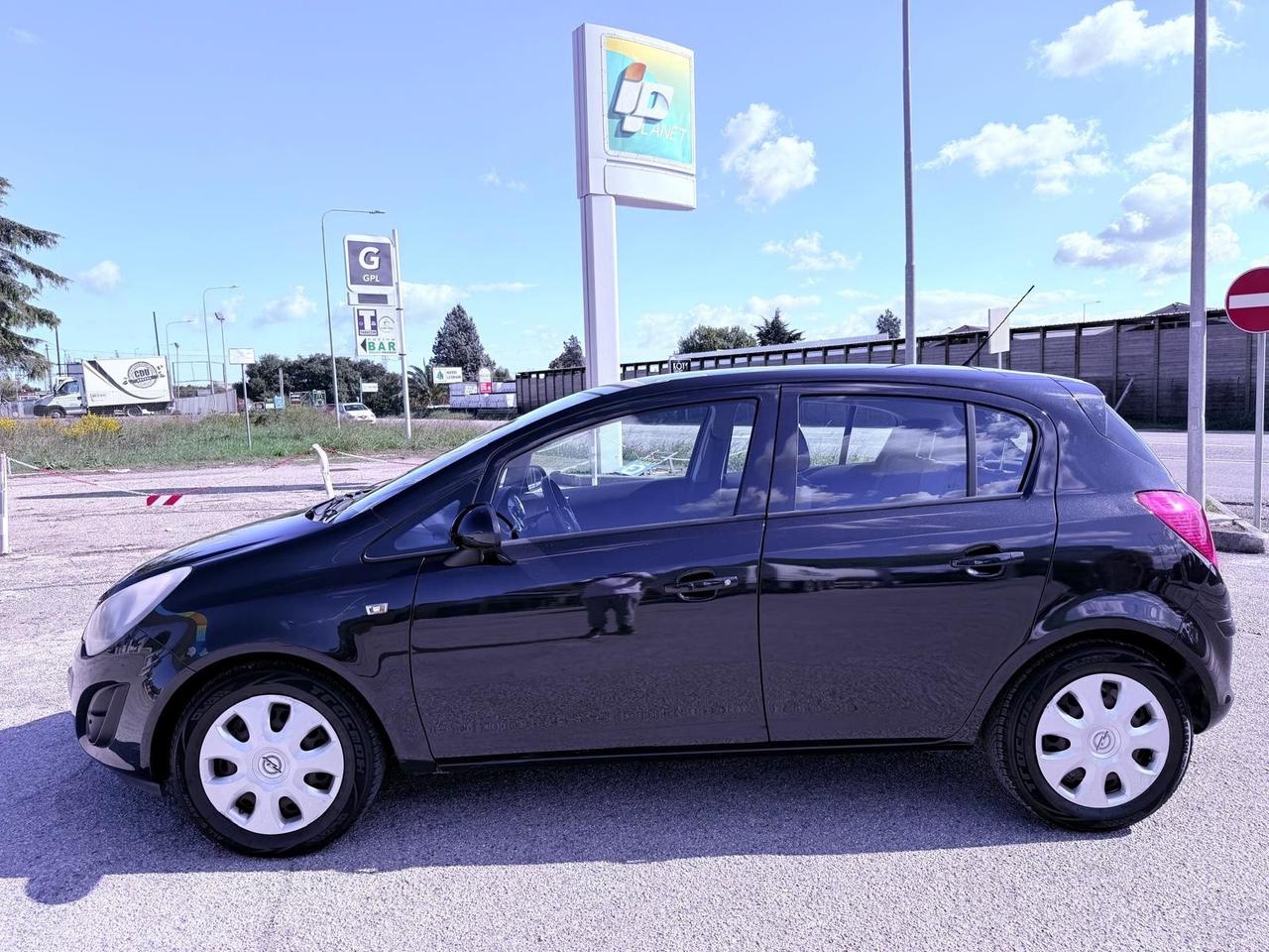 Opel Corsa 1.2 85CV 5 porte GPL-TECH Edition