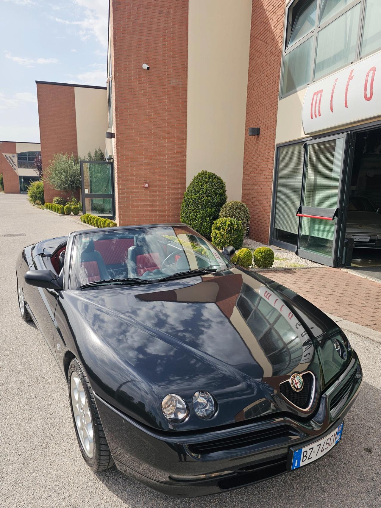 Alfa Romeo GTV Spider 2.0i limit edition Unipro 50.000 km