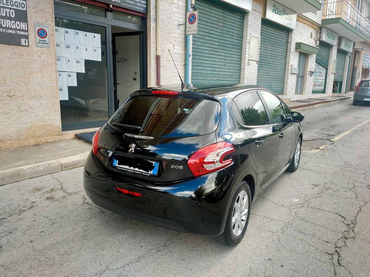 Peugeot 208 1.4 HDi 68 CV 5 porte Active