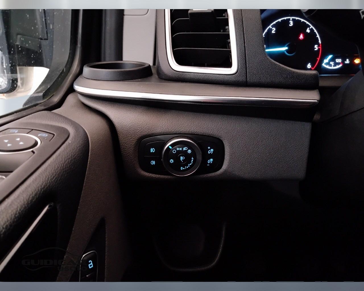 FORD Tourneo Custom 320 2018 - tourneo custom 320 2.0 tdci MHEV 185cv Titanium L2H1 E6.2