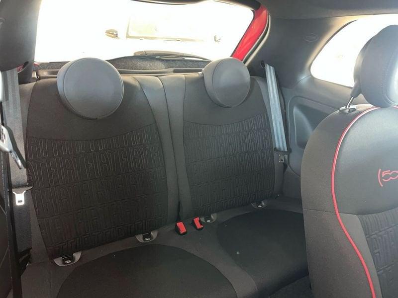 FIAT 500 1.0 Hybrid Red