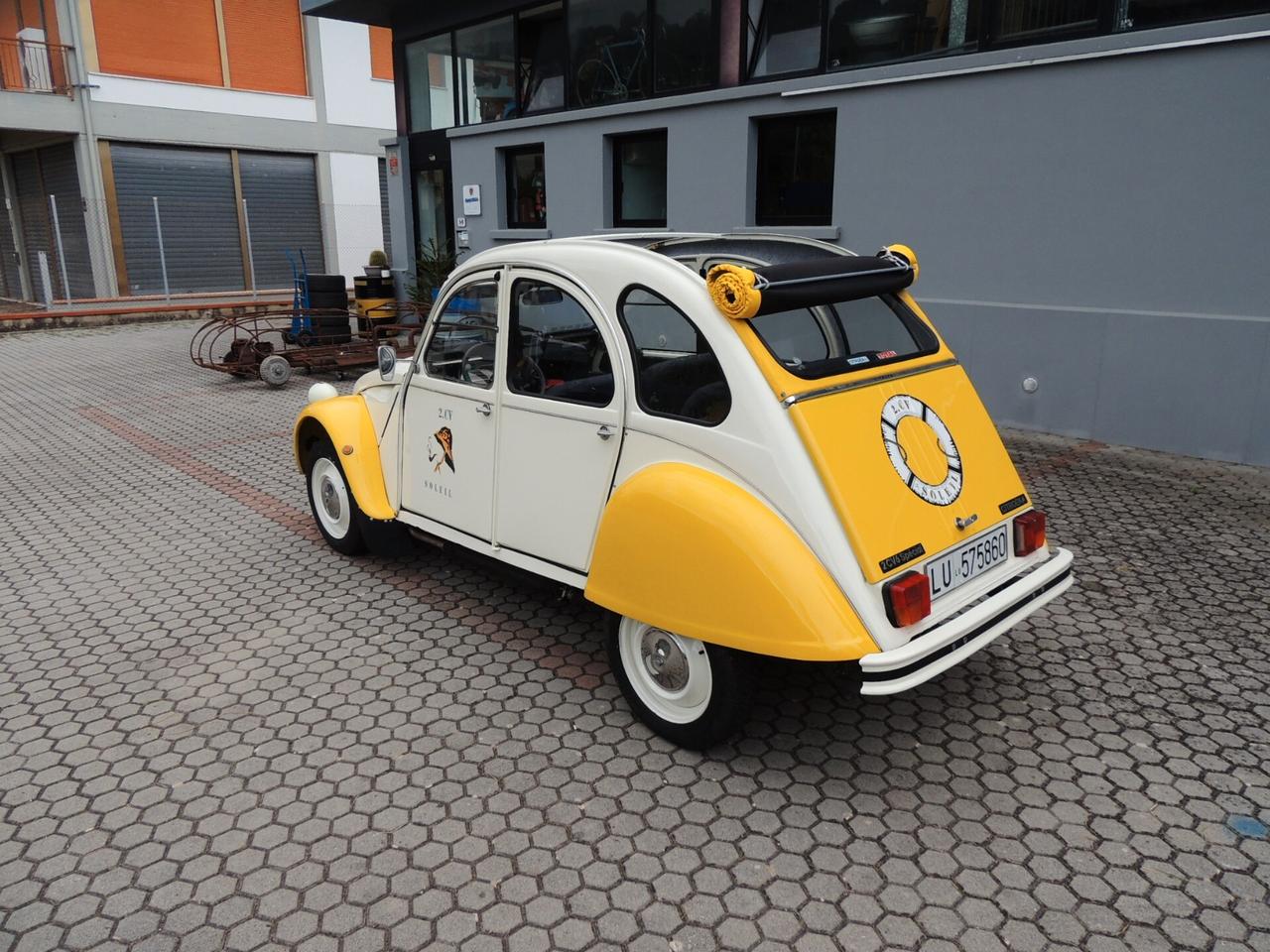 Citroen 2CV 6 Soleil