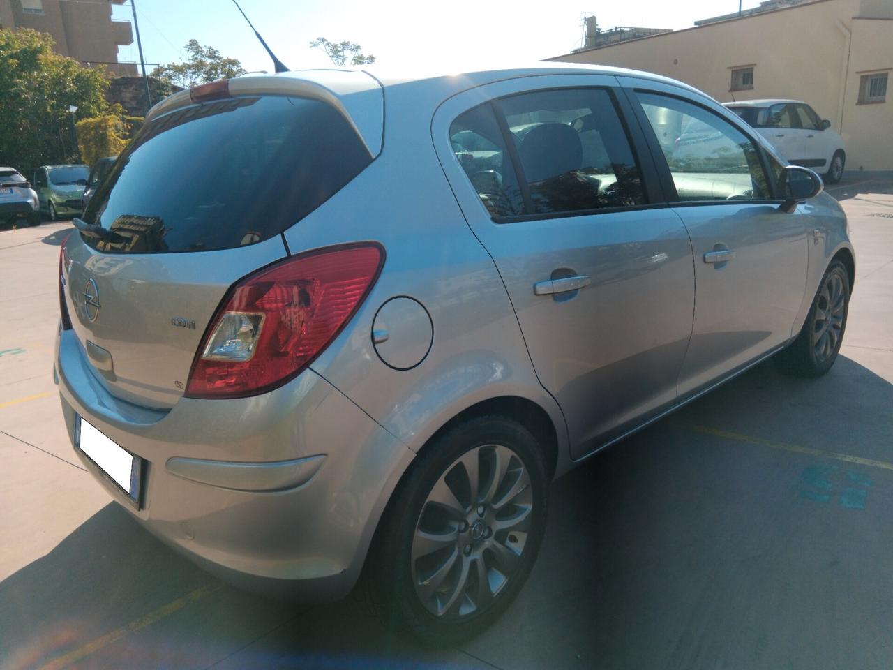 OPEL CORSA 1.3 MLTJ 2011 GARANZIA OK NEOPATENTATI
