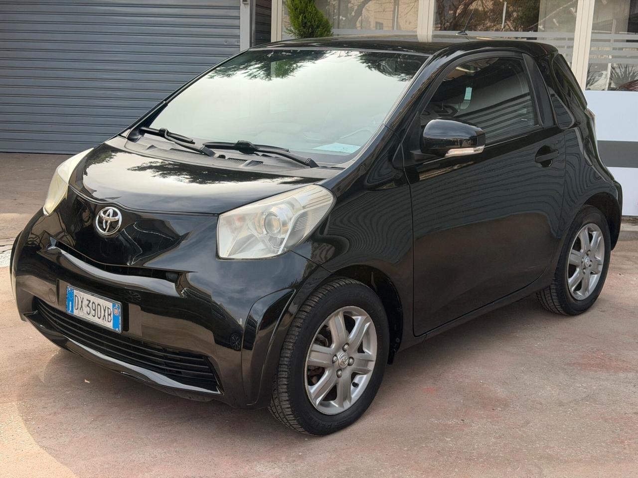 Toyota iQ 1.0