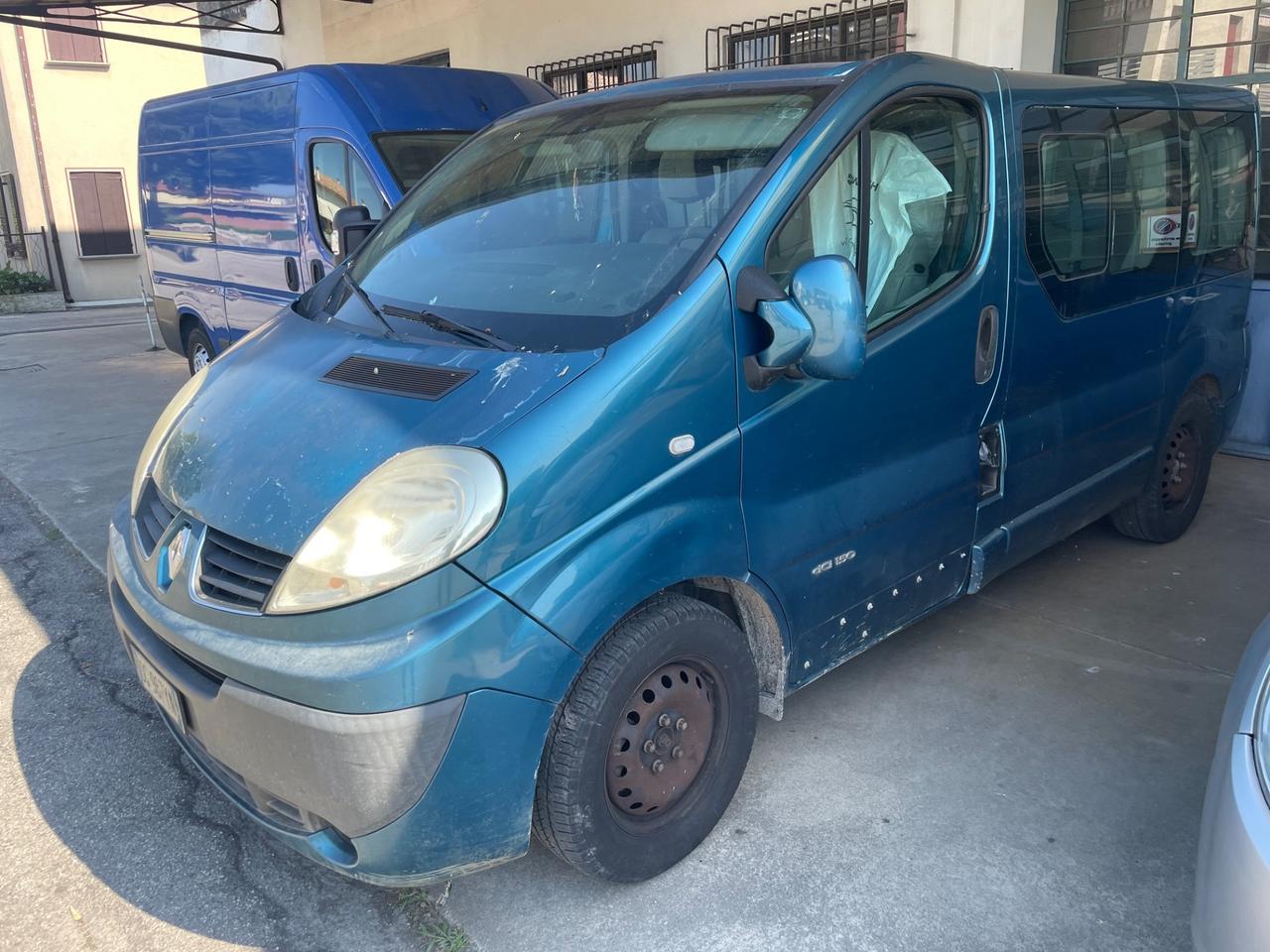 Renault Trafic T29 2.5 dCi/150 PL-TN Passenger Pack DPF