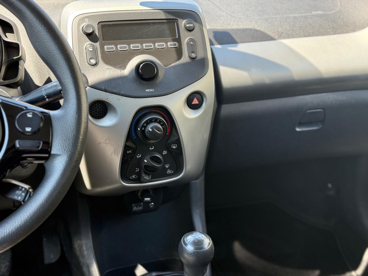 Peugeot 108 1.2 3 porte Active GARANTITA