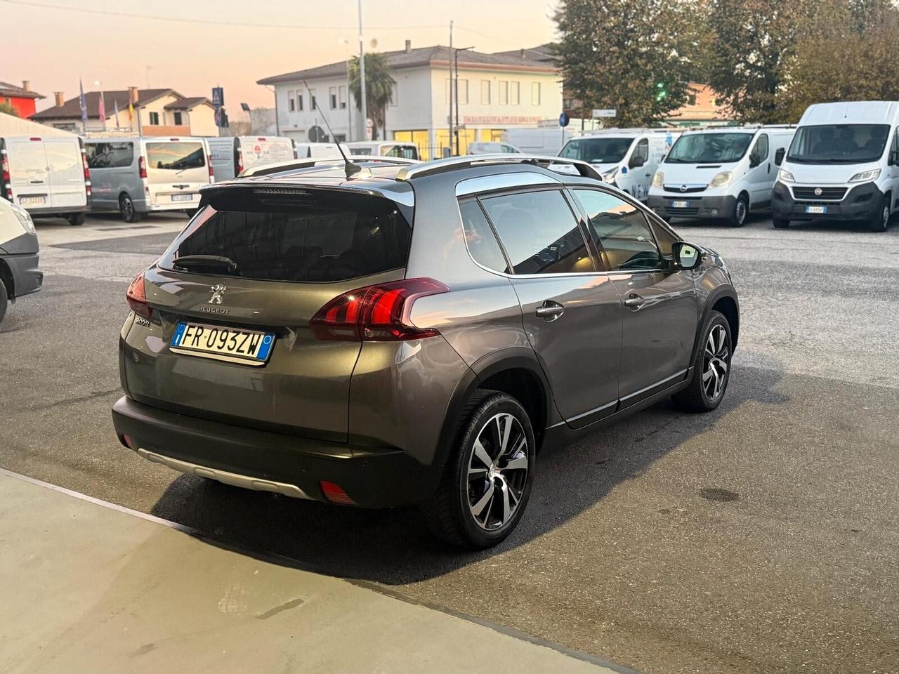 Peugeot 2008 PureTech Turbo 110 S&S Allure