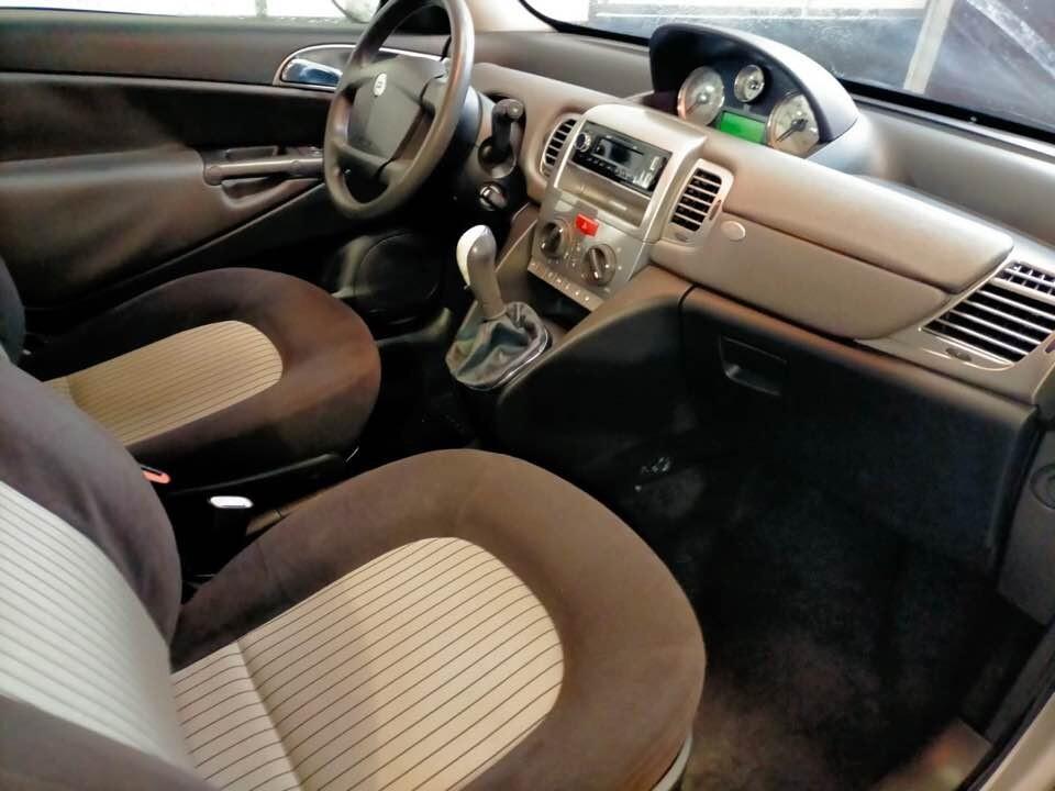 LANCIA YPSILON 1.3 Multijet