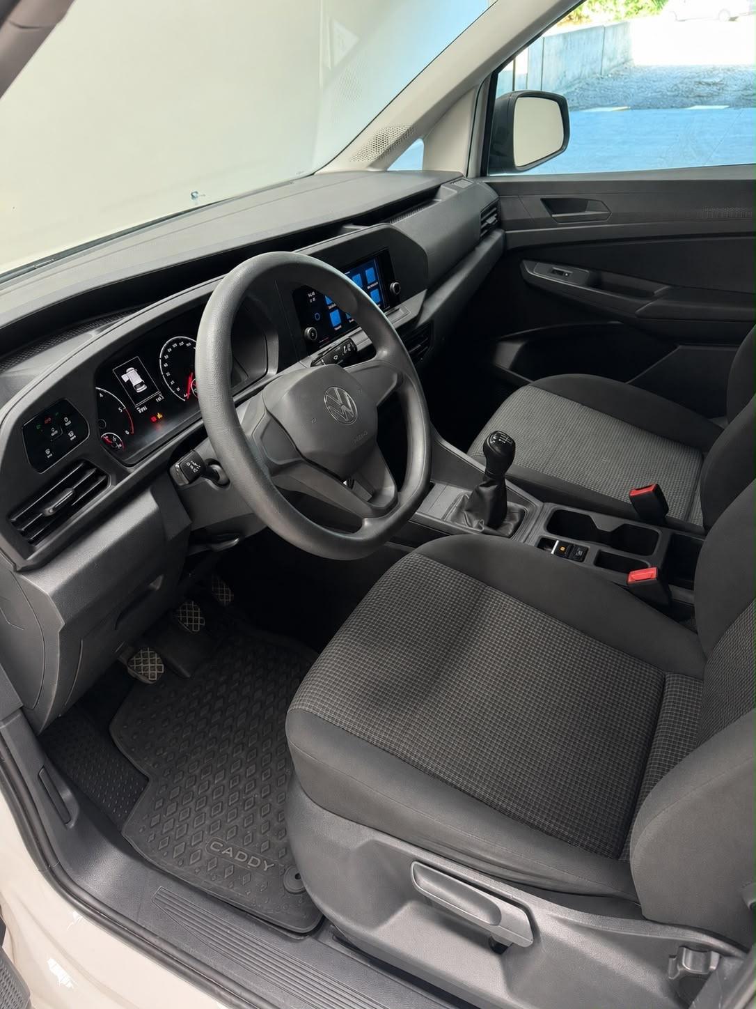 VOLKSWAGEN CADDY 2.0 TDI 28.000 KM PREZZO + IVA