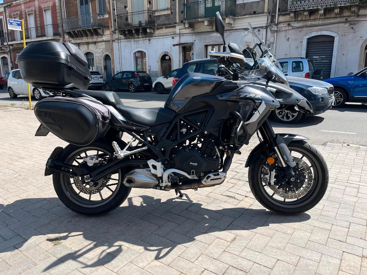 Benelli TRK 502 X