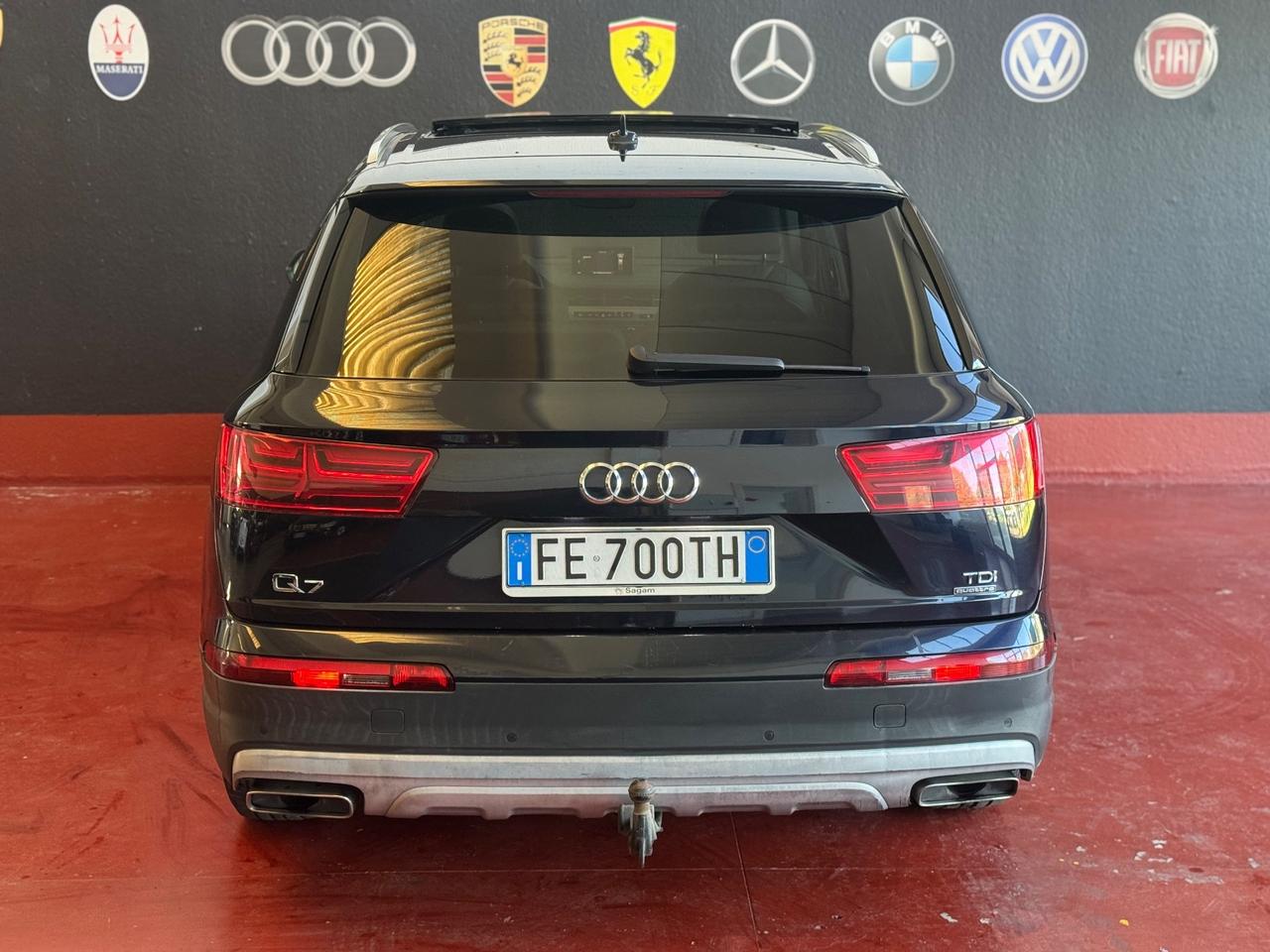 Audi Q7 3.0 TDI 7 POSTI GANCIO TRAINO TETTUCCIO