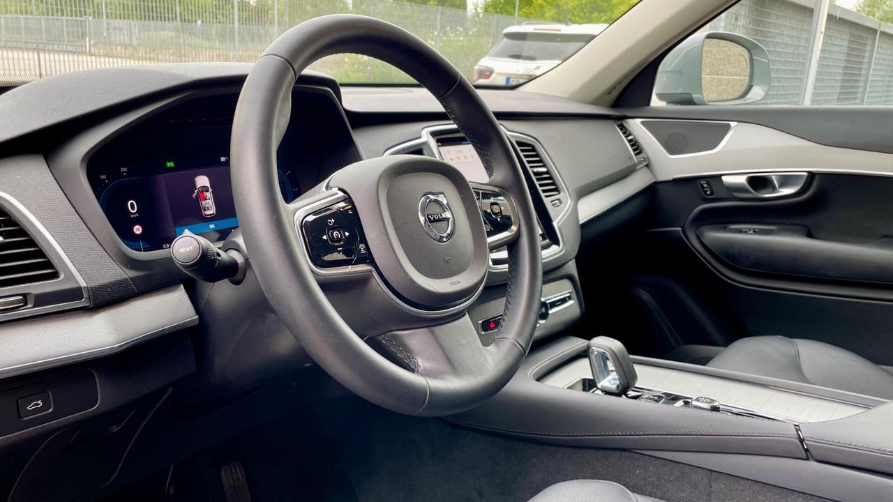 VOLVO XC 90 B5D 2.0 AWD ULTIMATE BRIGHT 235CV - 7 POSTI, PELLE, FULL LED