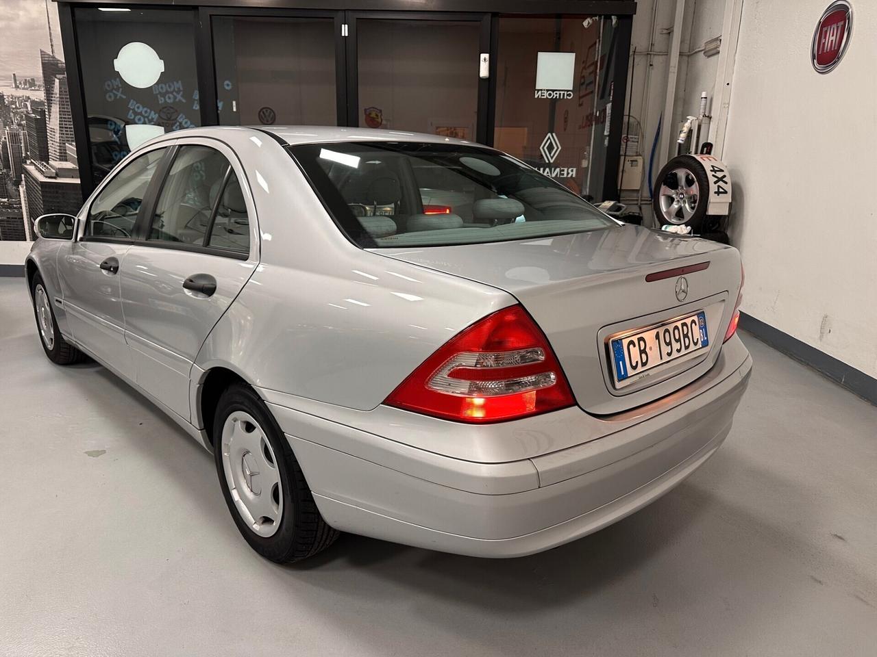 MERCEDES C 180 BENZINA BERLINA (75000 MILA KM )