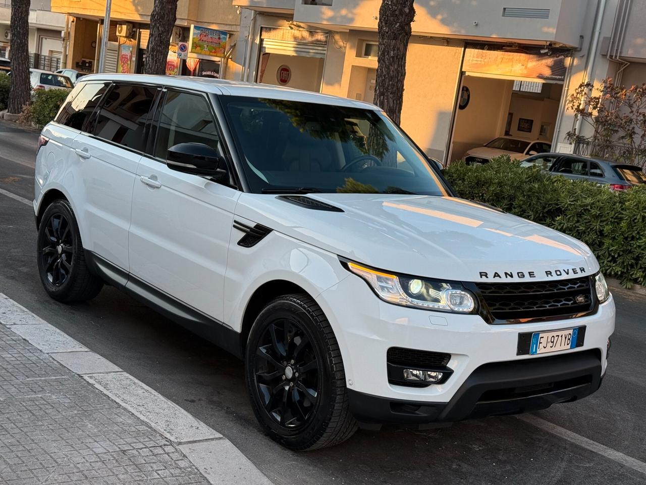 Land Rover Range Sport 3.0 TDV6 HSE NAVI CAMERA