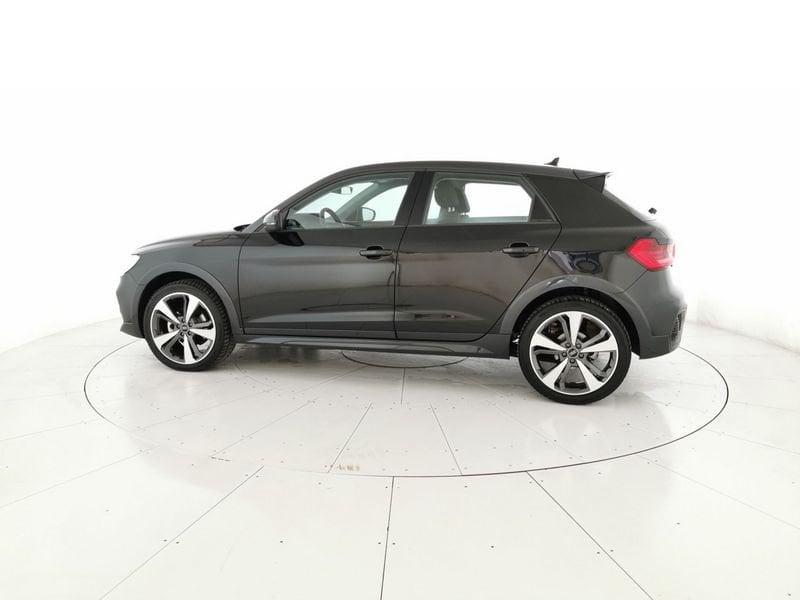 Audi A1 allstreet 30 1.0 tfsi Identity Contrast 110cv s tronic