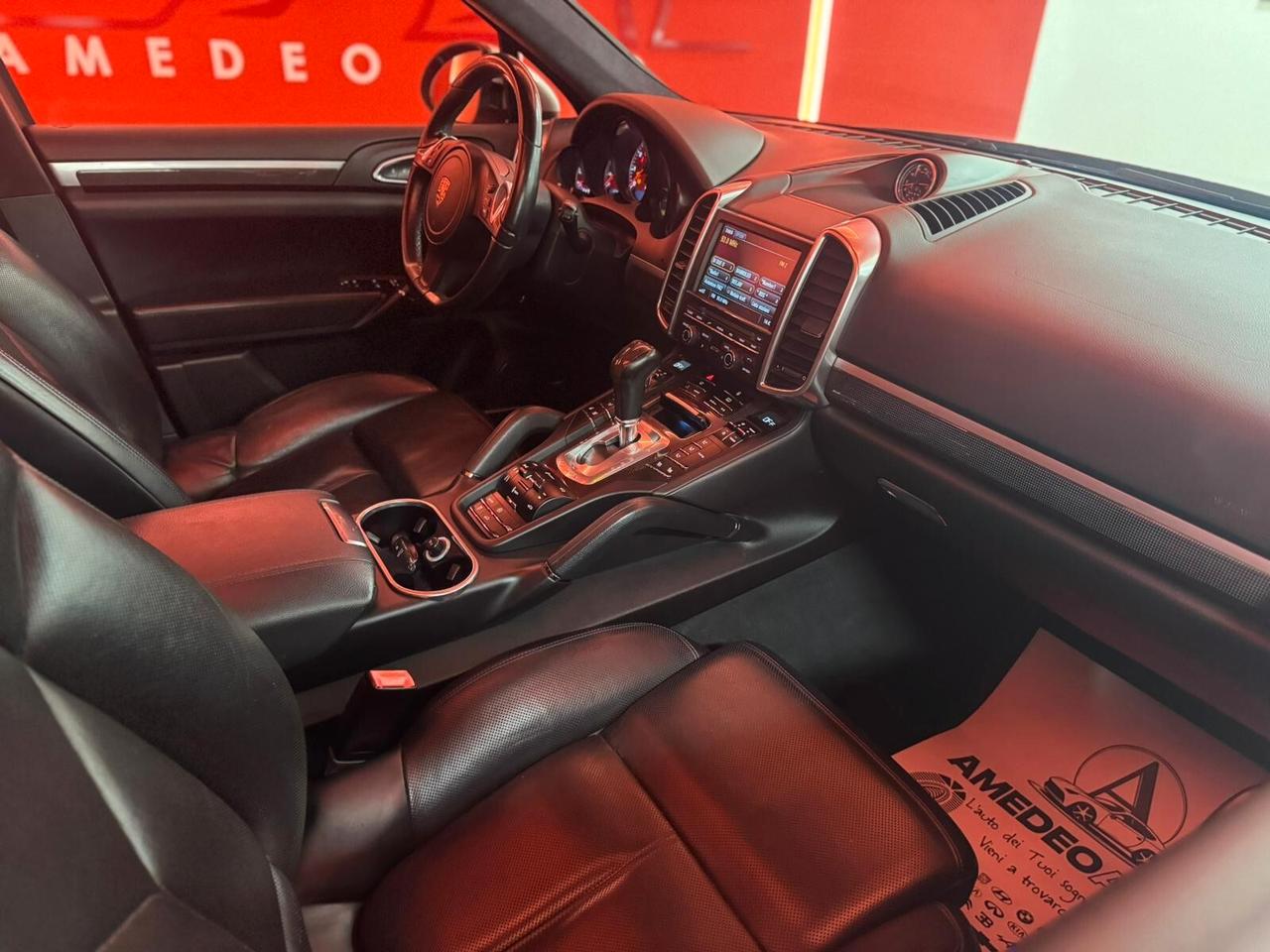 Porsche Cayenne 4.8 GTS