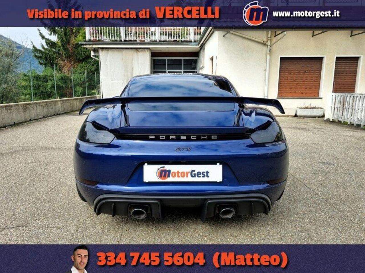 Porsche 718 Cayman GT4 PDK