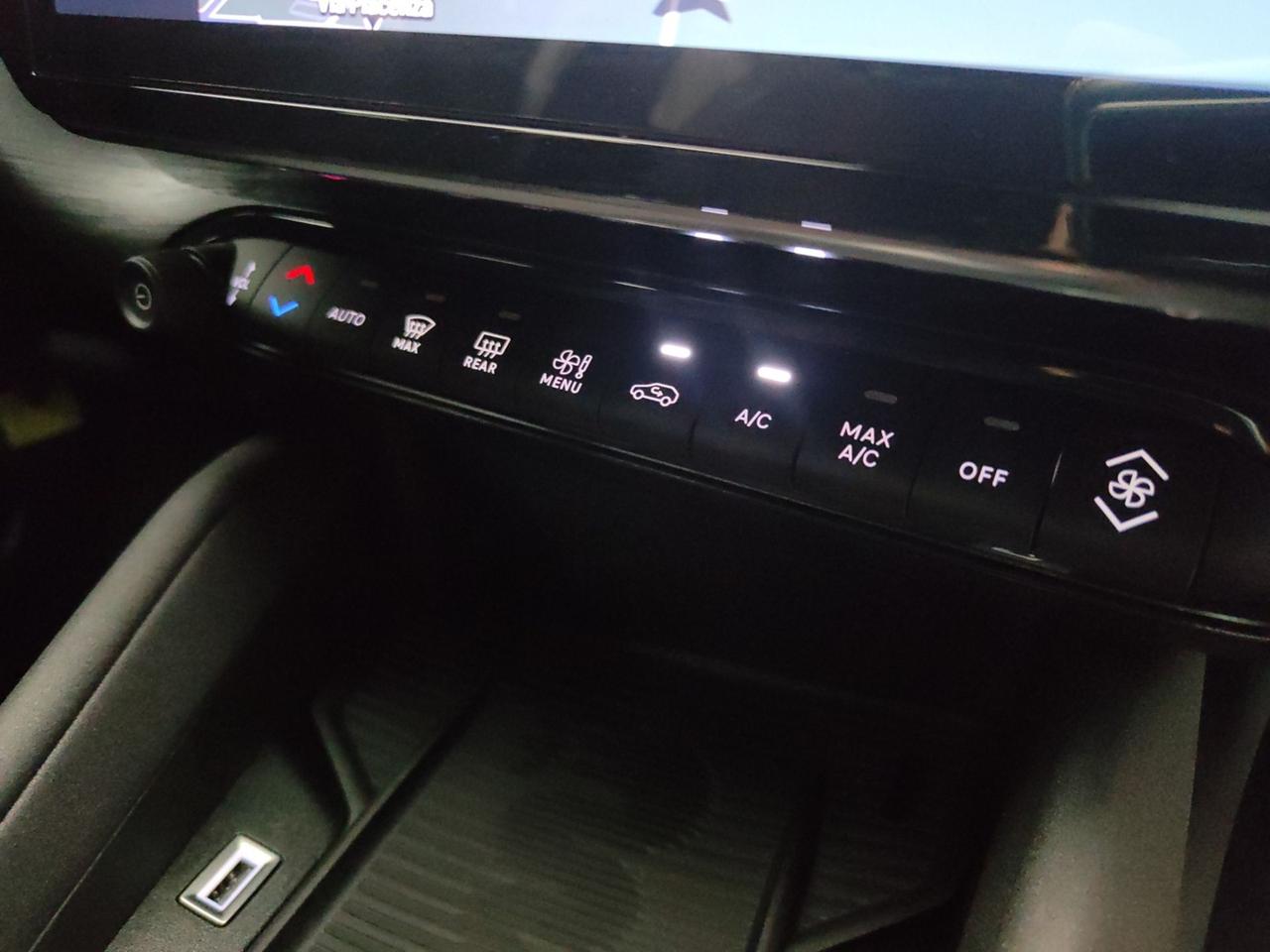 ALFA ROMEO Junior 1.2 145CV HYBRID EDCT6 SPECIALE