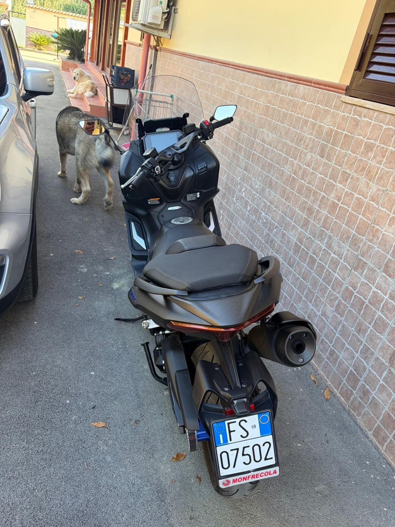 Yamaha t-Max 560 km 3200- 06-2025