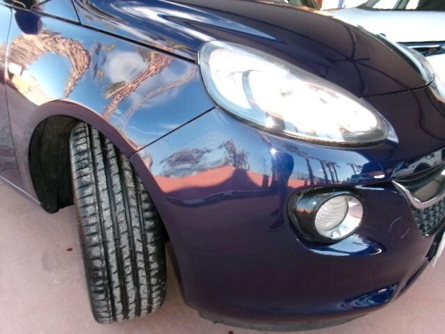 Opel Adam 1.4 87 CV GPL Tech Black Jack