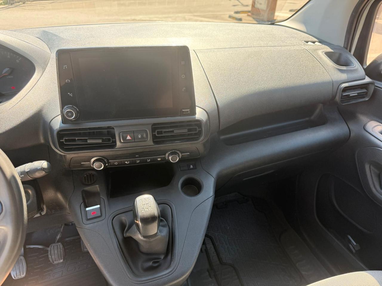 Peugeot Partner furgone euro 6b