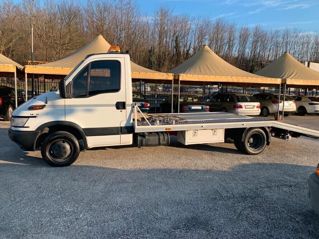 Iveco DAILY 50 c 13 2.8 JTD 130 CV