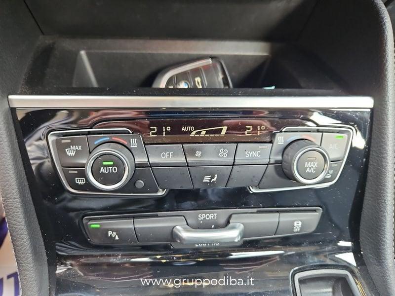 BMW Serie 2 Active Tourer Serie 2 F45 2014 Active Tourer 216d Active Tourer Luxury my17