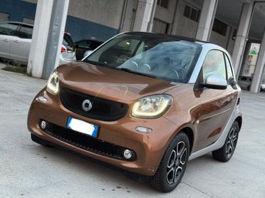 Smart ForTwo 70 1.0 prime con soli 40.000 km