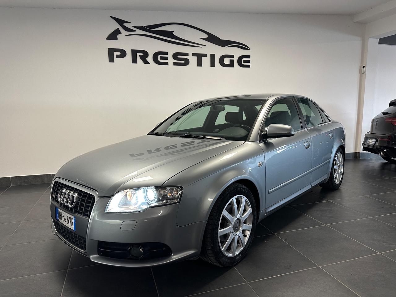 AUDI A4 BERLINA 1.9 S-LINE 116CV UNIPRO PRONTA CONSEGNA