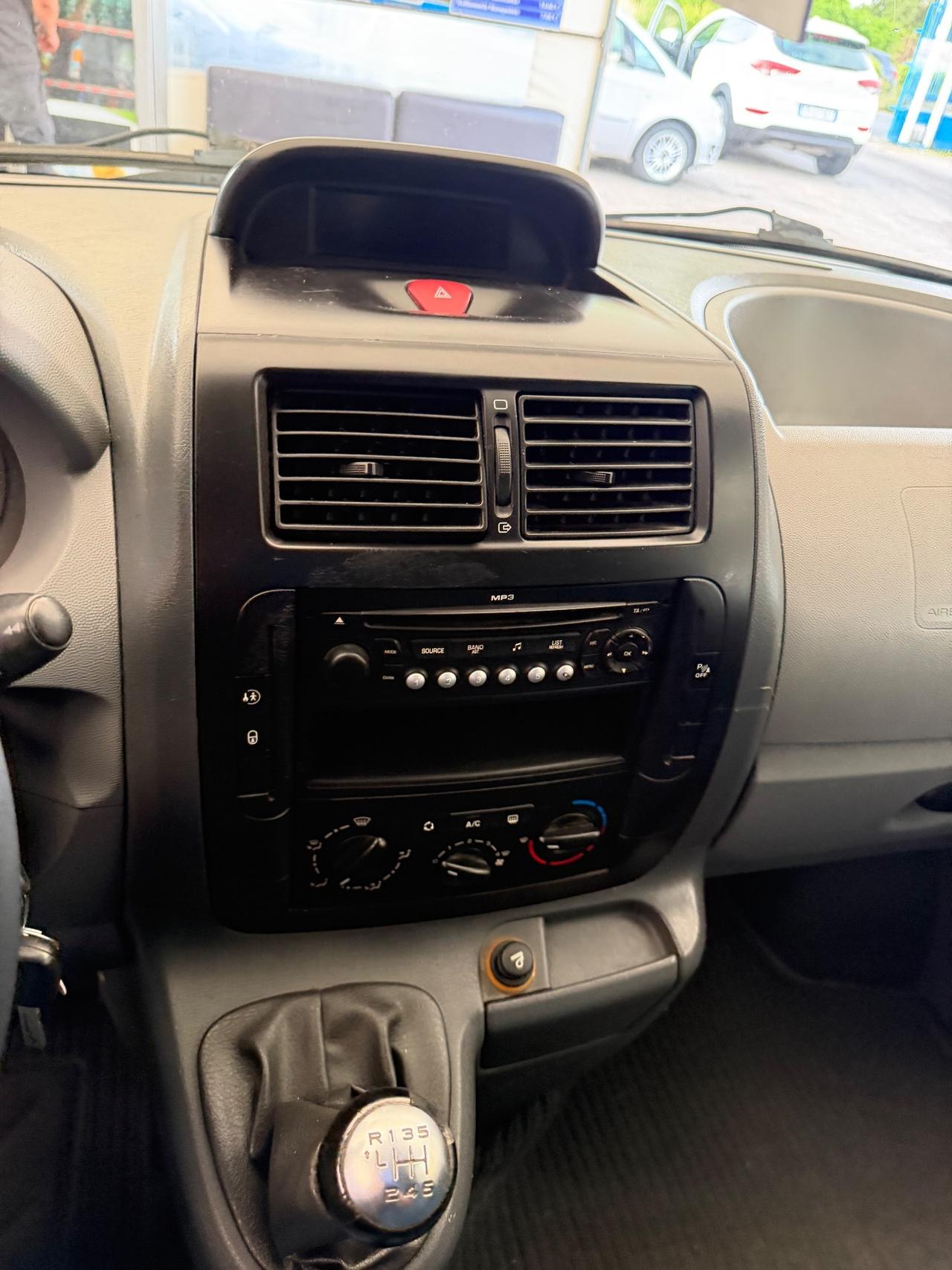 Fiat Scudo 2.0 MJT PC Panorama Family 5 posti (N1)