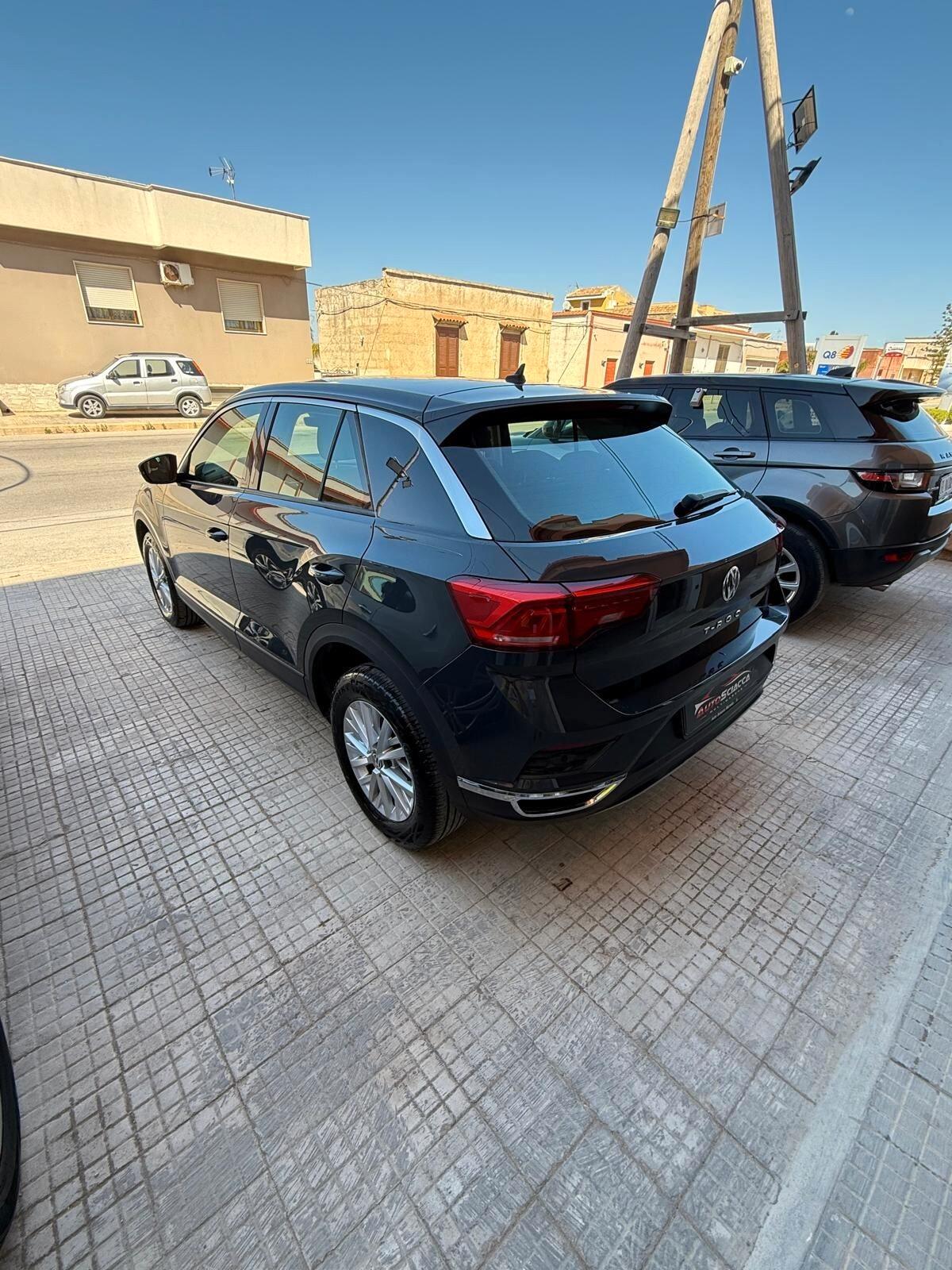 Volkswagen T-Roc 1.6 TDI SCR Business BlueMotion Technology