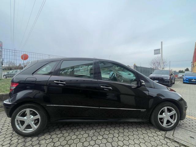 MERCEDES-BENZ B 180 CDI Sport