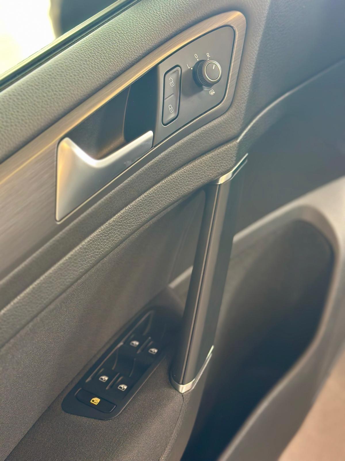 Volkswagen Golf 1.6 TDI 115 CV 5p. Business BlueMotion Technology