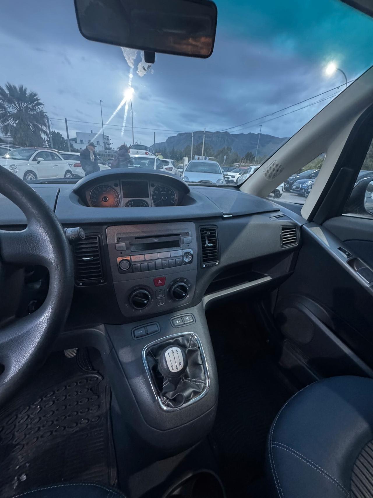 Lancia MUSA 1.3 Mjt 95 CV Diva