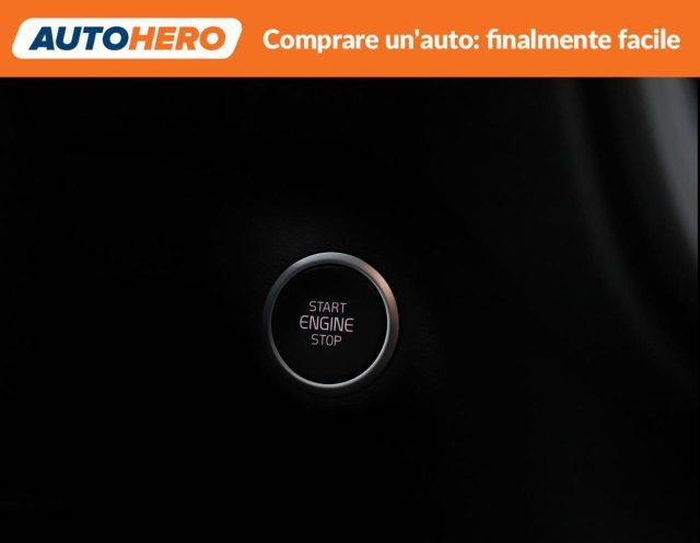 VOLVO XC40 T3 Geartronic Momentum Core