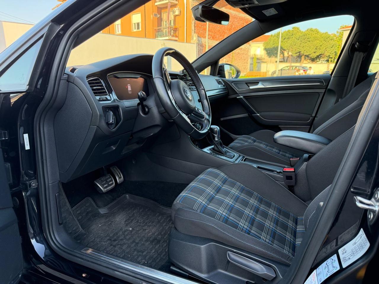 Volkswagen Golf 1.4 TSI GTE PHEV Executive #10313