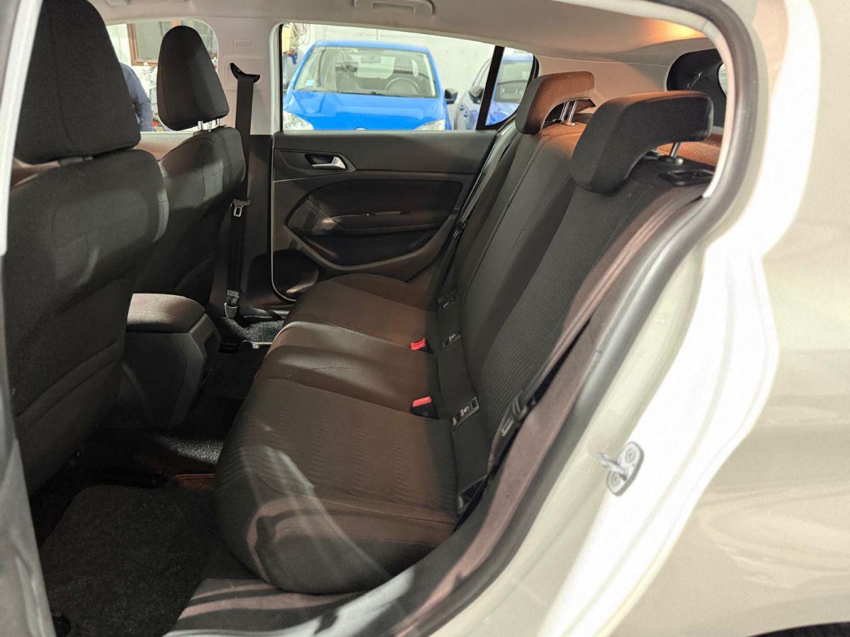 PEUGEOT - 308 - BlueHDi 100 S&S Business