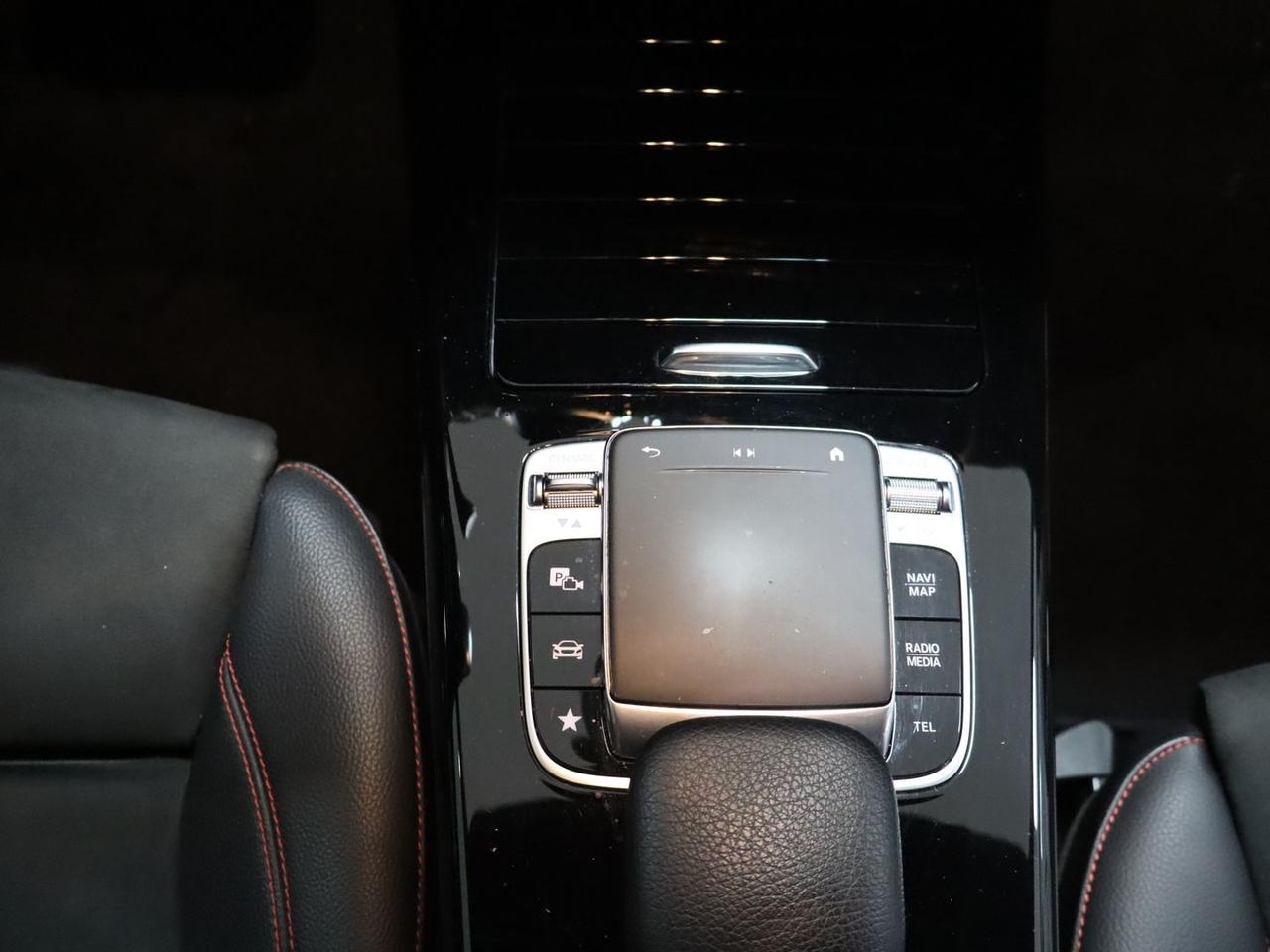 Mercedes-Benz A 180 AMG Line Premium A 180 #10439