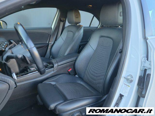 MERCEDES-BENZ A 180 d Automatic Business Pelle-Navy