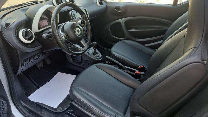 smart fortwo 70 1.0 Passion-NAVI/CERCHI BLACK