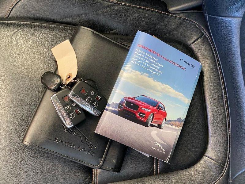 Jaguar F-Pace 2.0 D 180 CV AWD aut. ** MOTORE NUOVO **