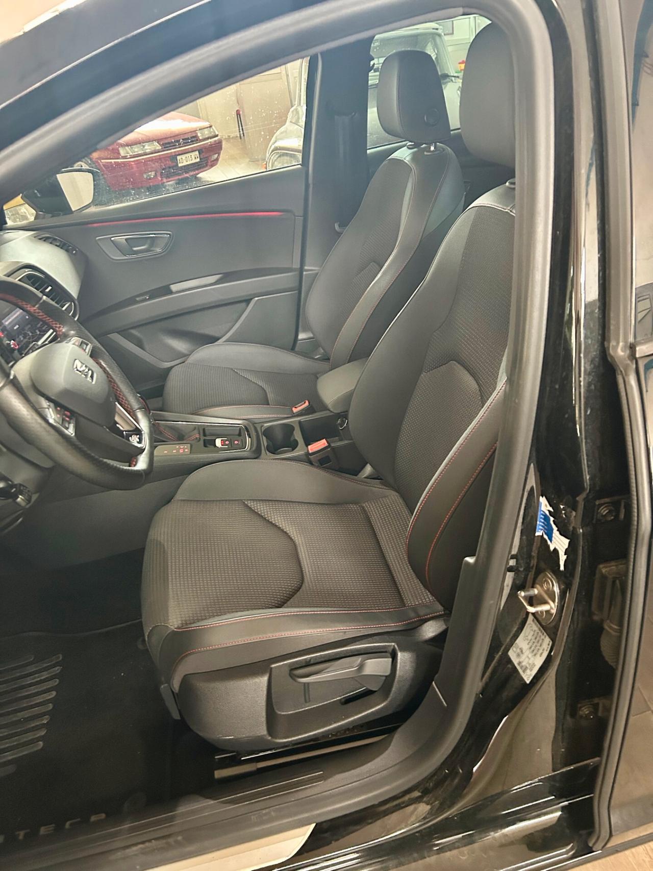 Seat Leon 1.5 TGI DSG 5p. FR