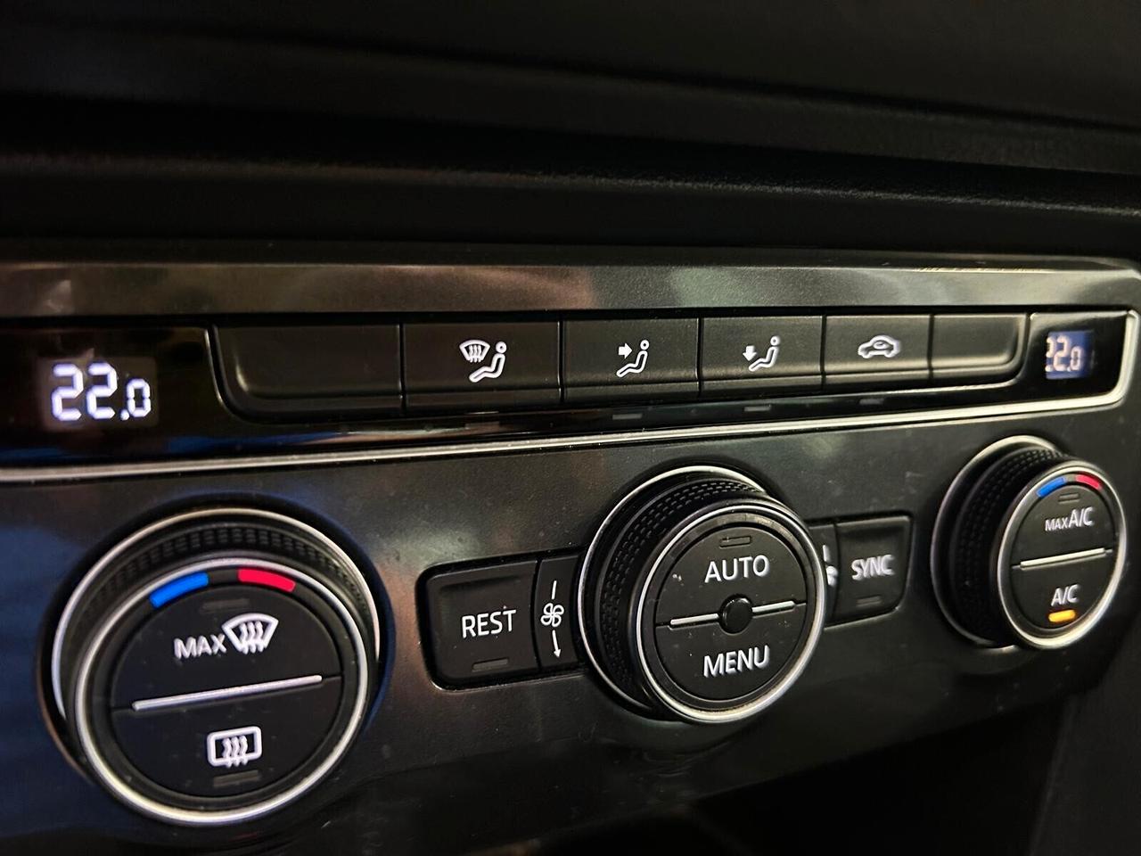 Volkswagen Tiguan ADVANCED 2.0 TDI SCR DSG BMT