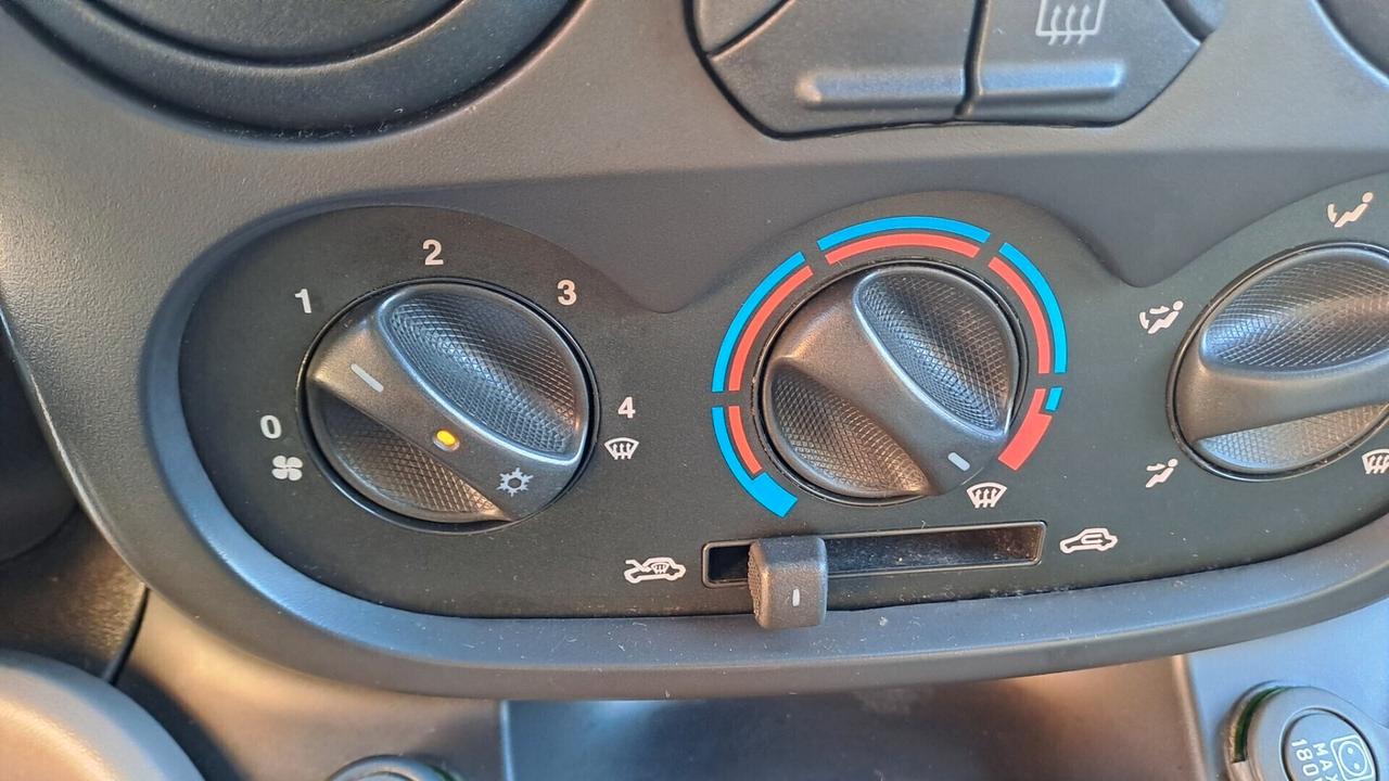 Fiat Doblò LUNGO MAXI -